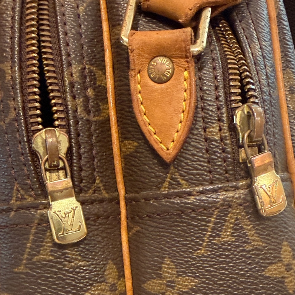 ***SOLD*** Vintage Louis Vuitton Monogram Brown Vintage Reporter Bag w/COA - Picture 4 of 10